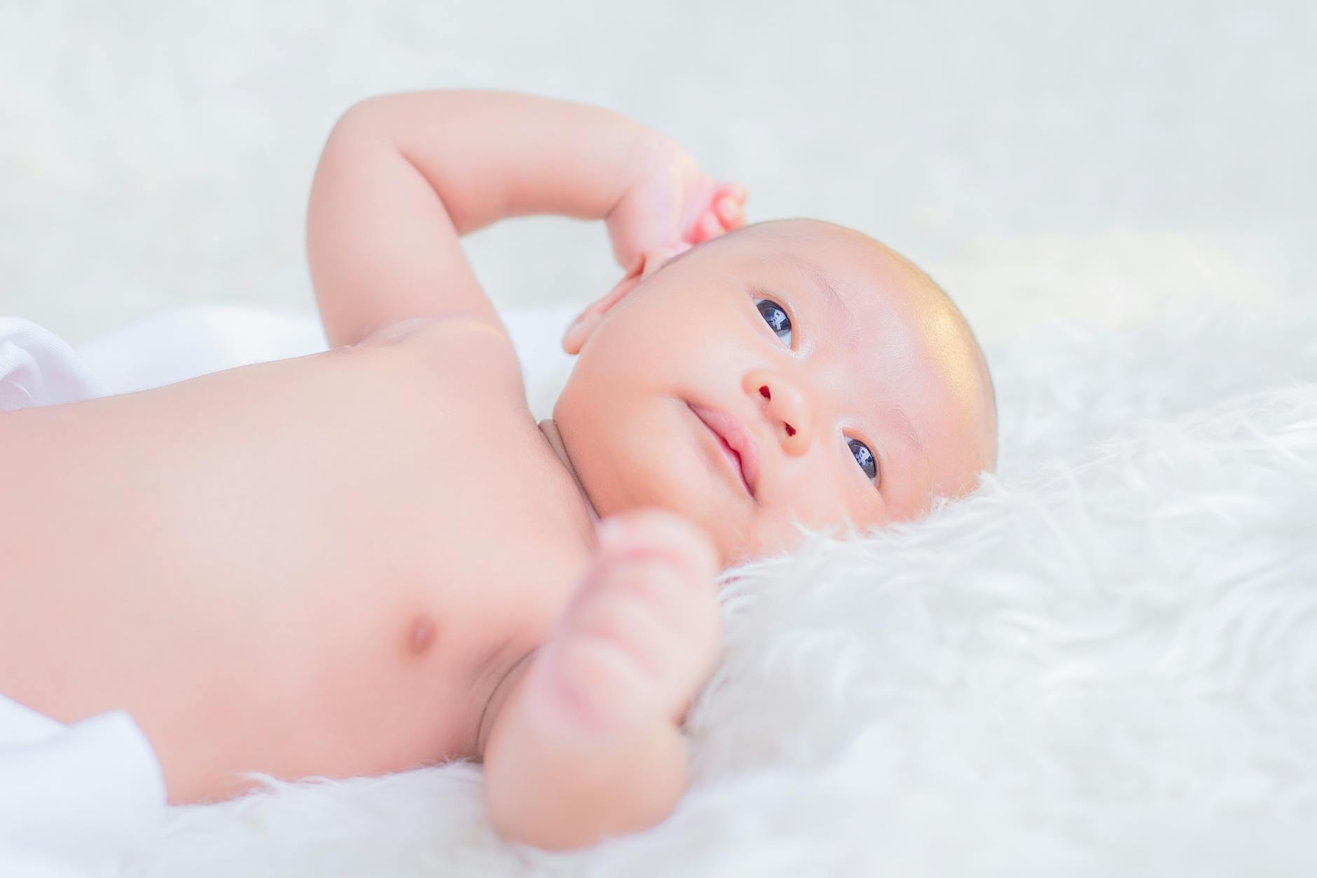 👶 พัฒนาการทารก 0-12 เดือน: คู่มือครบจบที่พ่อแม่ควรรู้! 💖