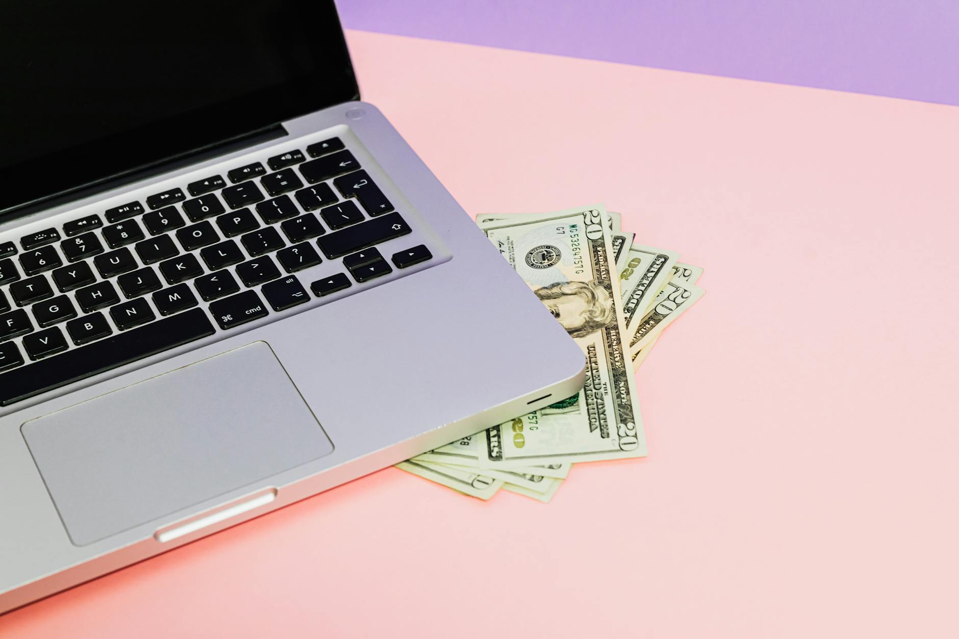 ปั้นคอนเทนต์ให้เป็นเงิน! 💸 5 เคล็ดลับสร้างรายได้จากบล็อกและงานเขียน